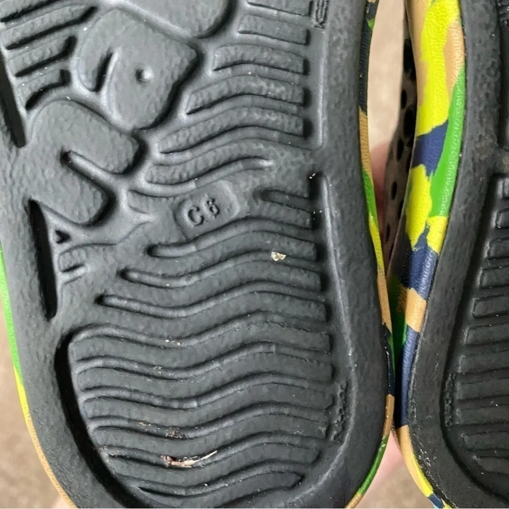 Native | Boy's Slip On Multicolor Sneakers Size 6